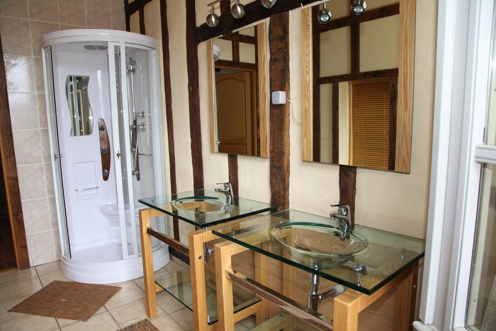 Cafe De France Bed & Breakfast Eauze Room photo
